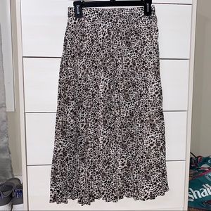 Pleated skirt